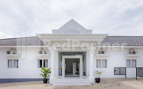 Sanama Kostel 2 Syariah Mitra Reddoorz